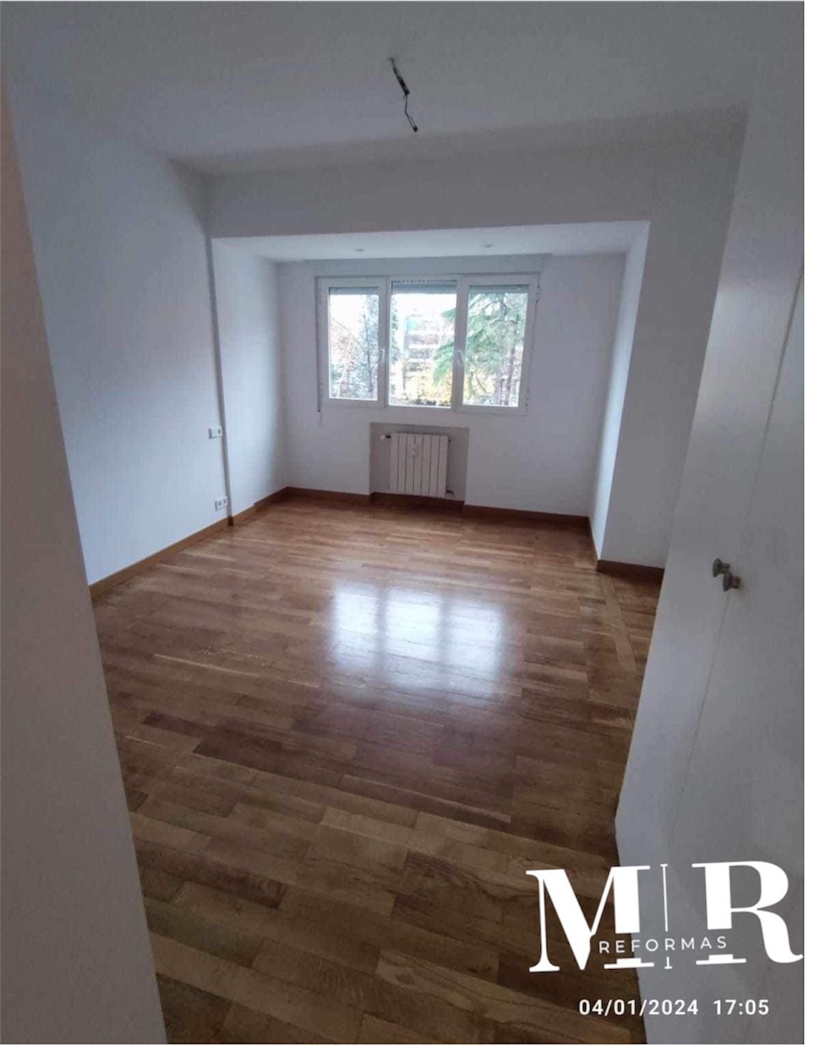 Instalación de tarima - Mathe Reformas